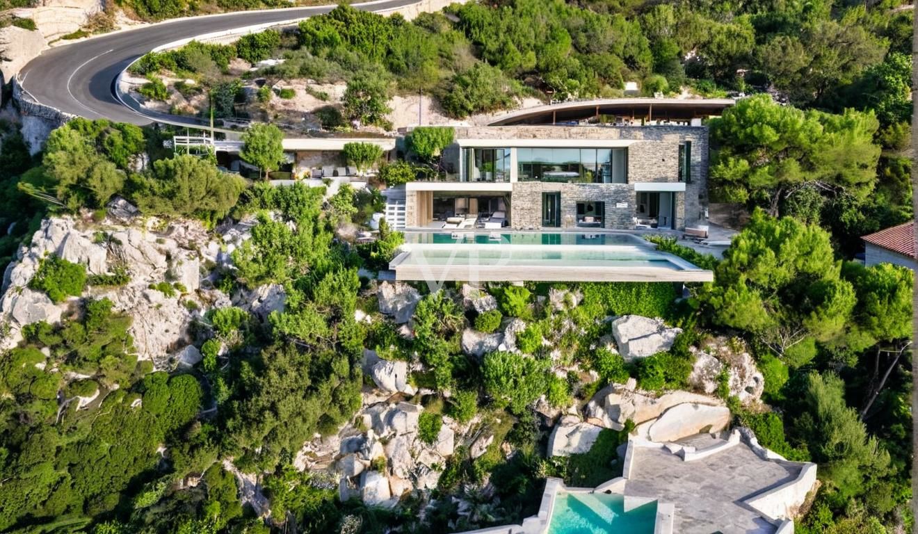 Baugrundstück mit genehmigtem Villenprojekt und traumhaftem Meerblick auf Cala di Volpe
