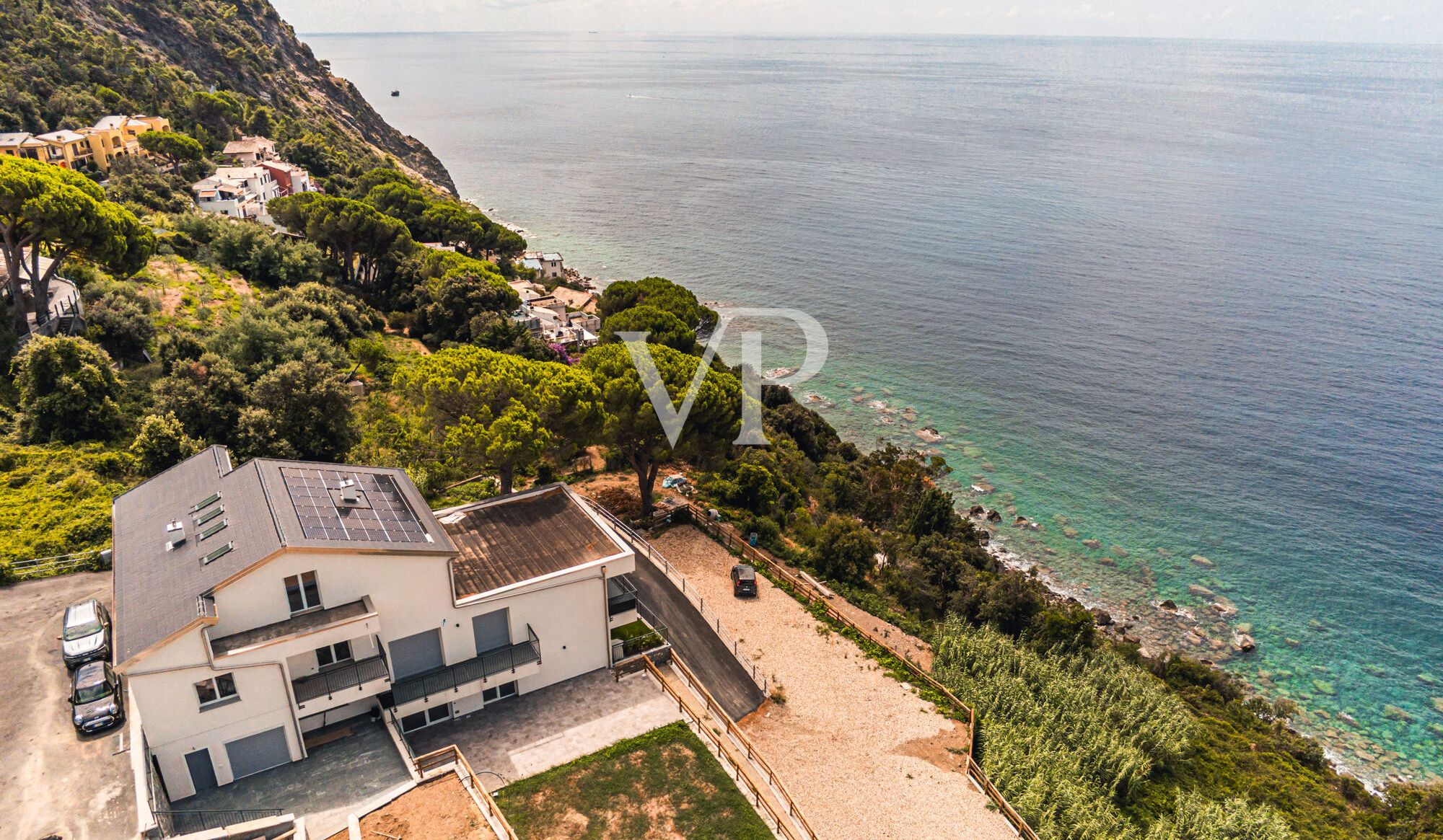 Maravilloso ático en construcción con vistas panorámicas al mar