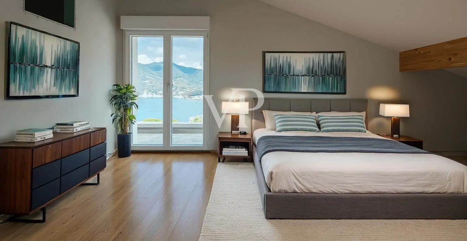 Wunderschönes Penthouse im Bau mit Panoramablick aufs Meer