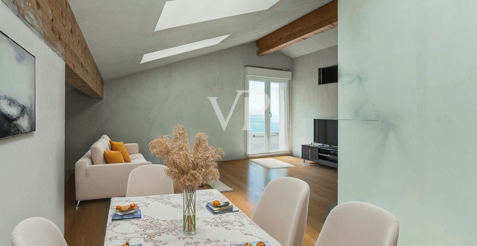Maravilloso ático en construcción con vistas panorámicas al mar