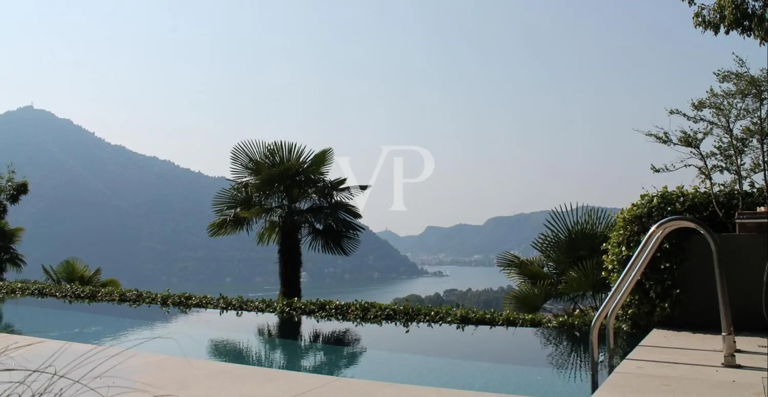 Moderne Villa mit Schwimmbad und herrlichem Blick auf den Comer See