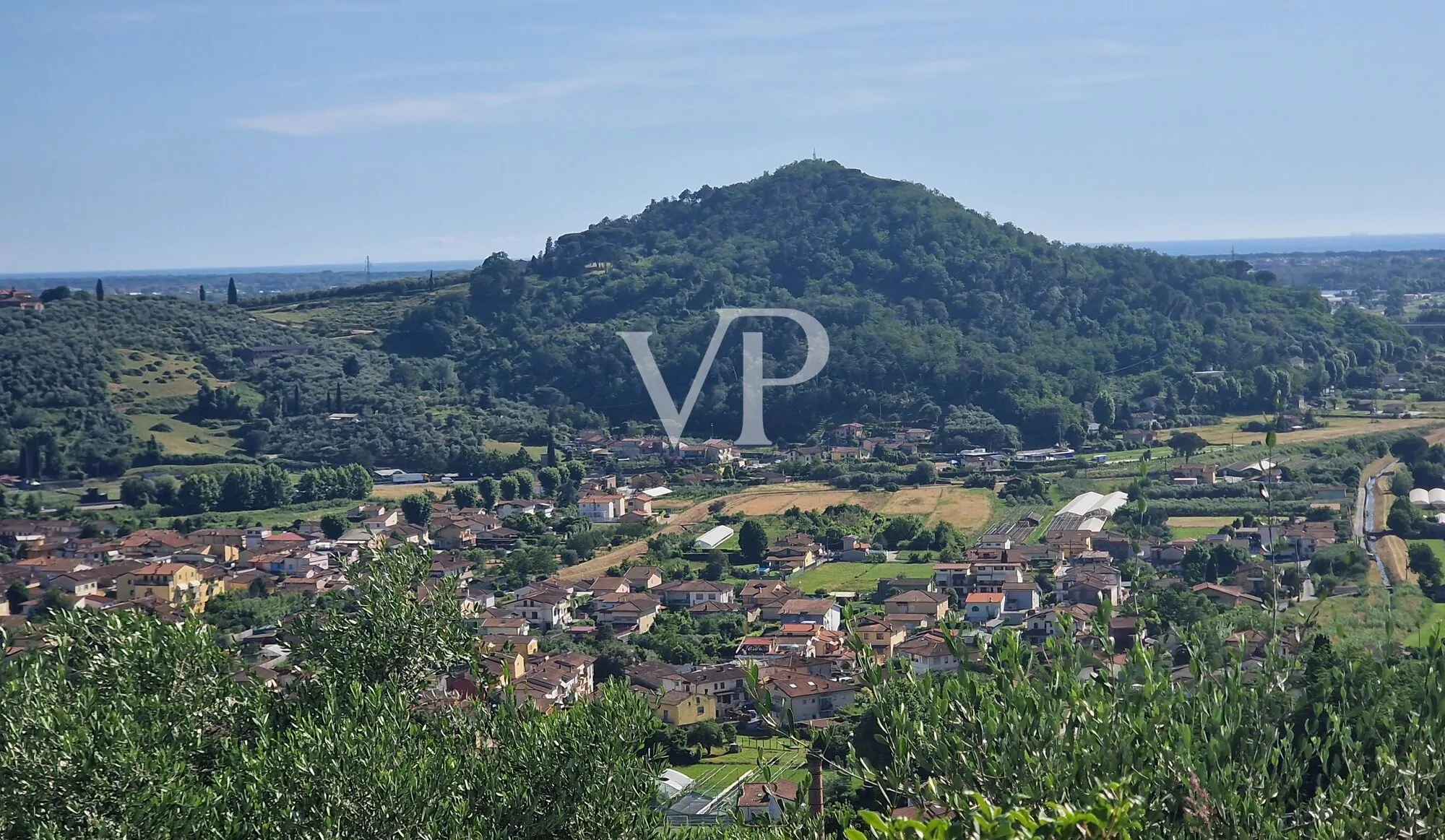 Prestigeträchtiges Agritourismus in den toskanischen Hügeln mit Schwimmbad