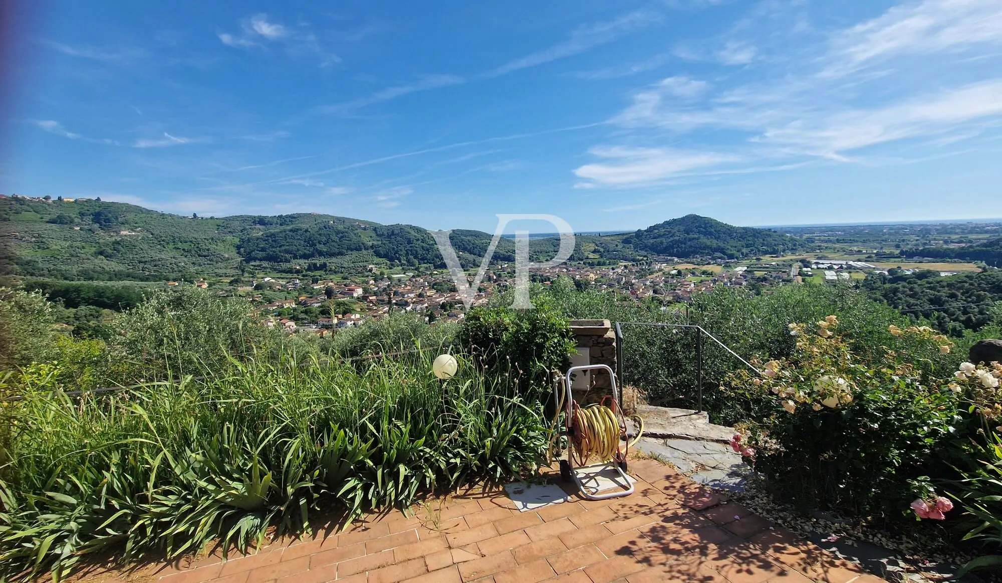 Prestigeträchtiges Agritourismus in den toskanischen Hügeln mit Schwimmbad