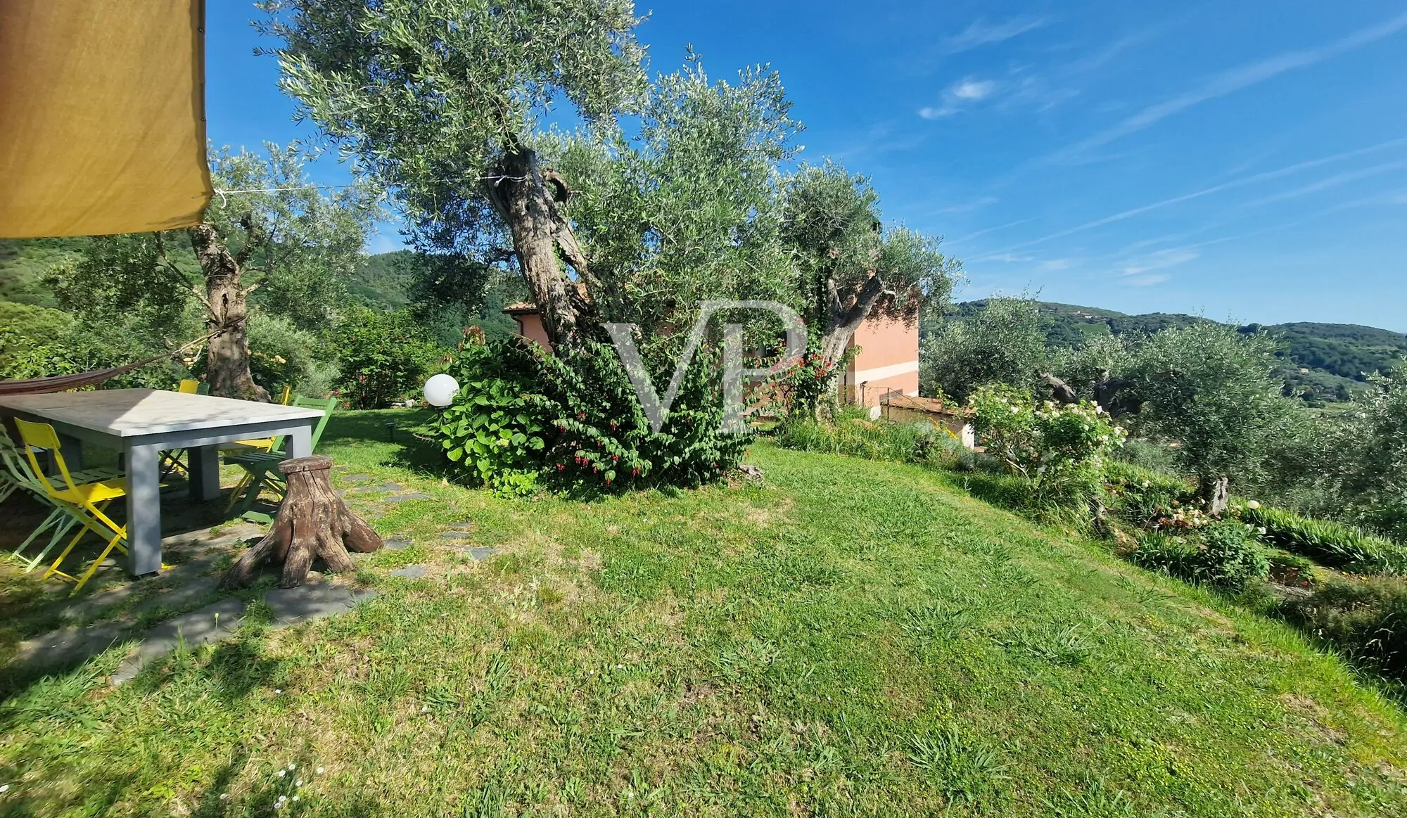 Prestigeträchtiges Agritourismus in den toskanischen Hügeln mit Schwimmbad