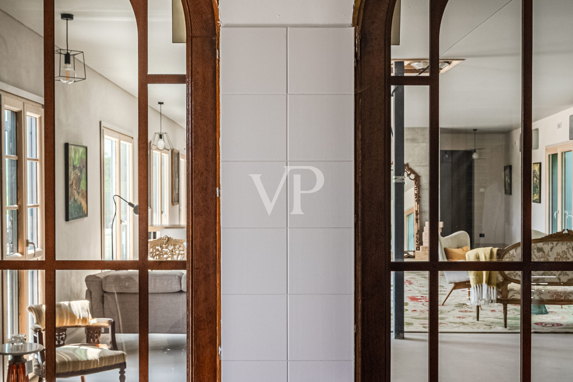 Prestigiosa villa di nuova costruzione con vista mozzafiato