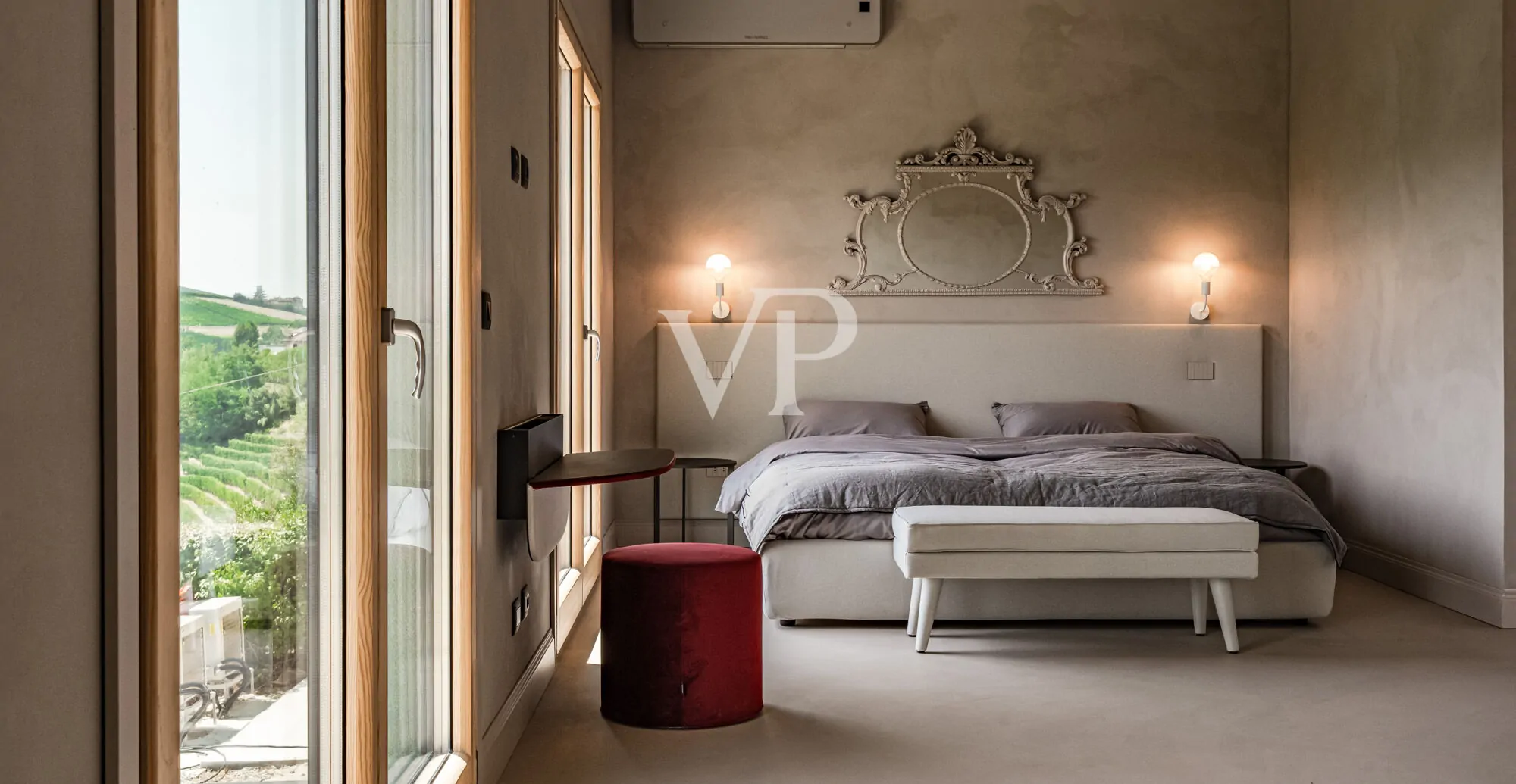 Prestigeträchtige neue Villa mit atemberaubender Aussicht