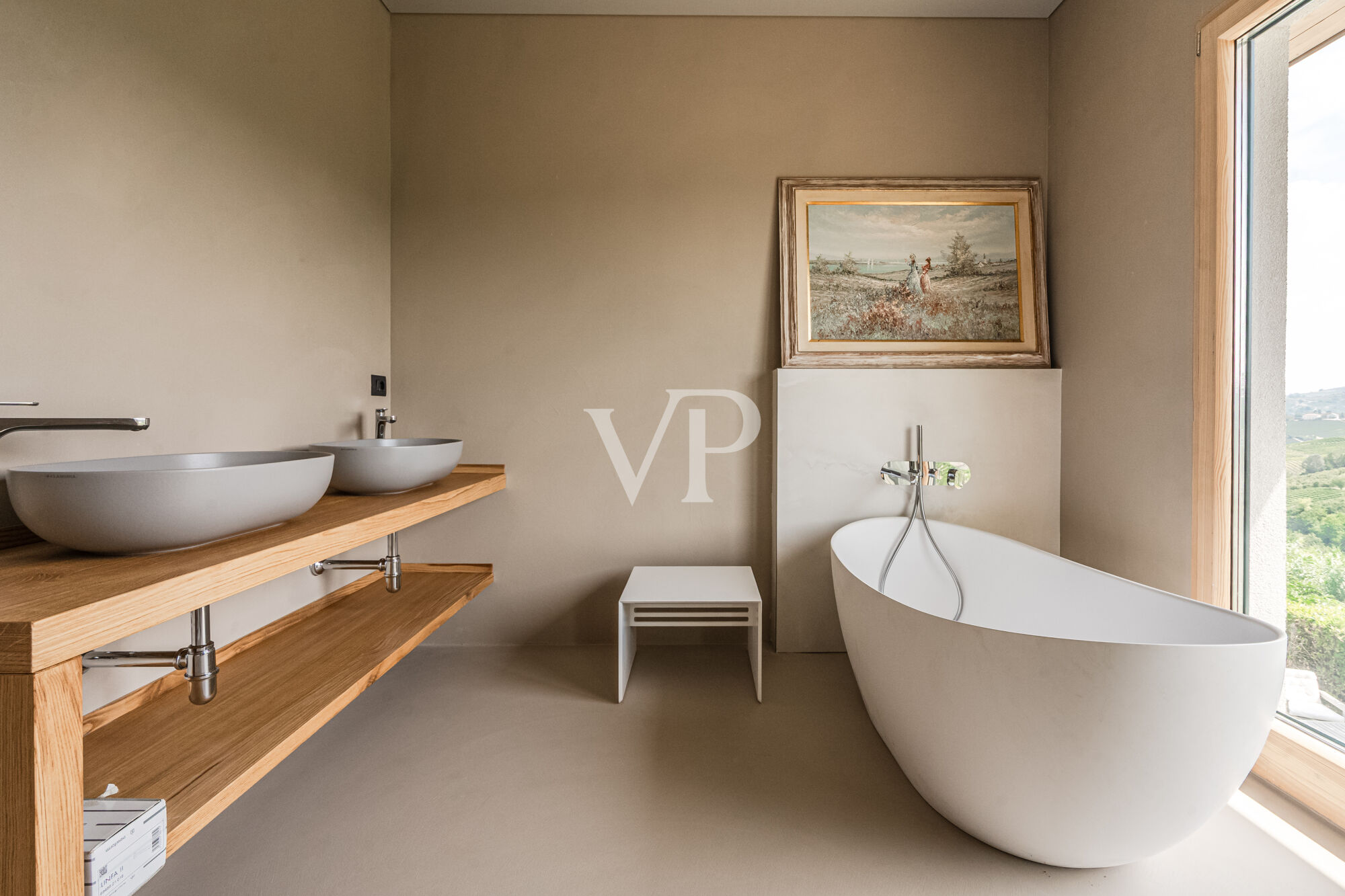 Prestigiosa villa di nuova costruzione con vista mozzafiato