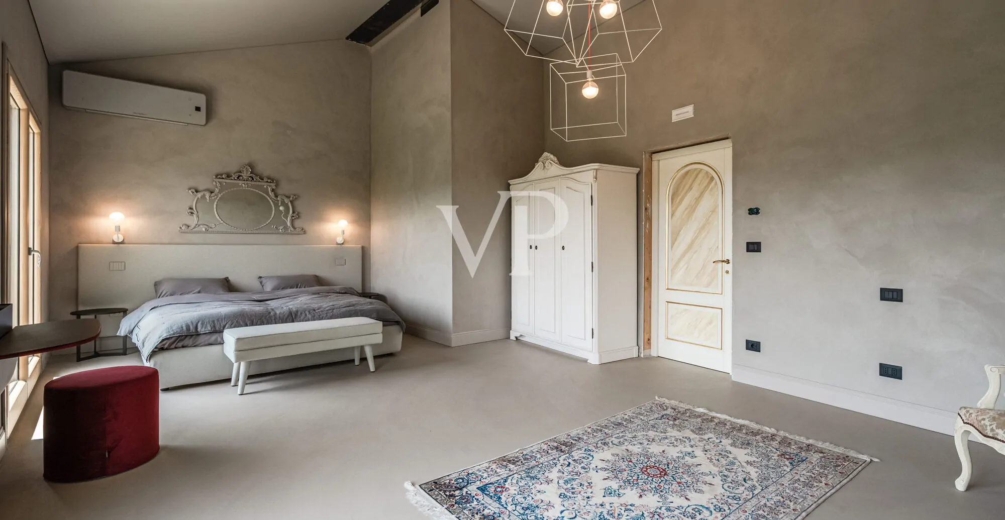 Prestigeträchtige neue Villa mit atemberaubender Aussicht