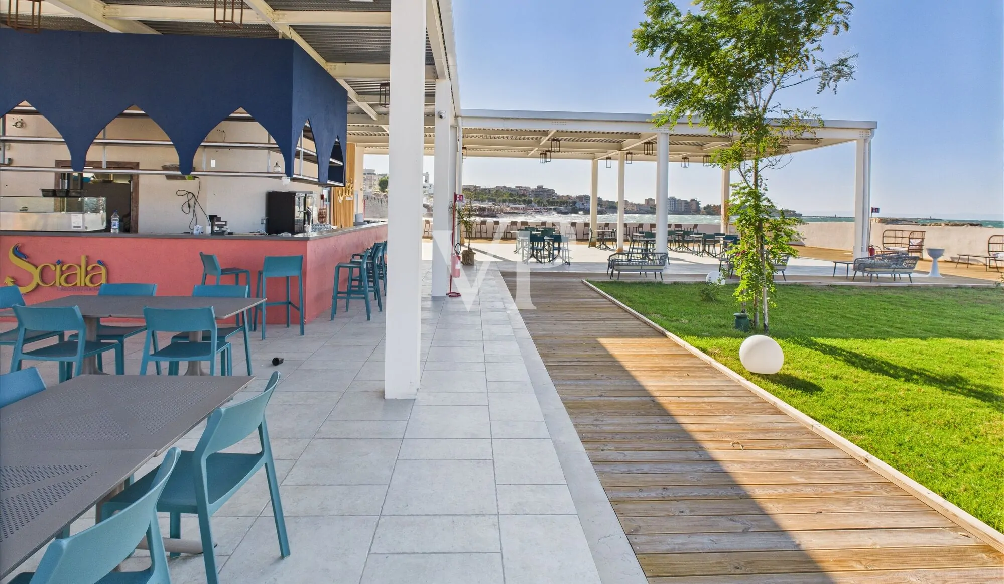 parte esterna bar ristorante