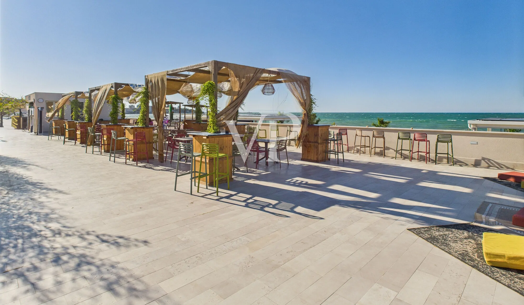 Unique commercial complex with bar, restaurant, and fish market in an exclusive location on the waterfront