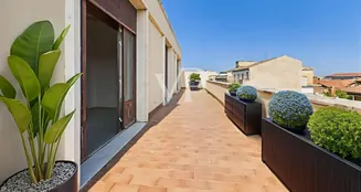 von_poll_real_estate_property_IT252942356_image_28