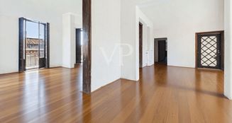 von_poll_real_estate_property_IT252942356_image_1