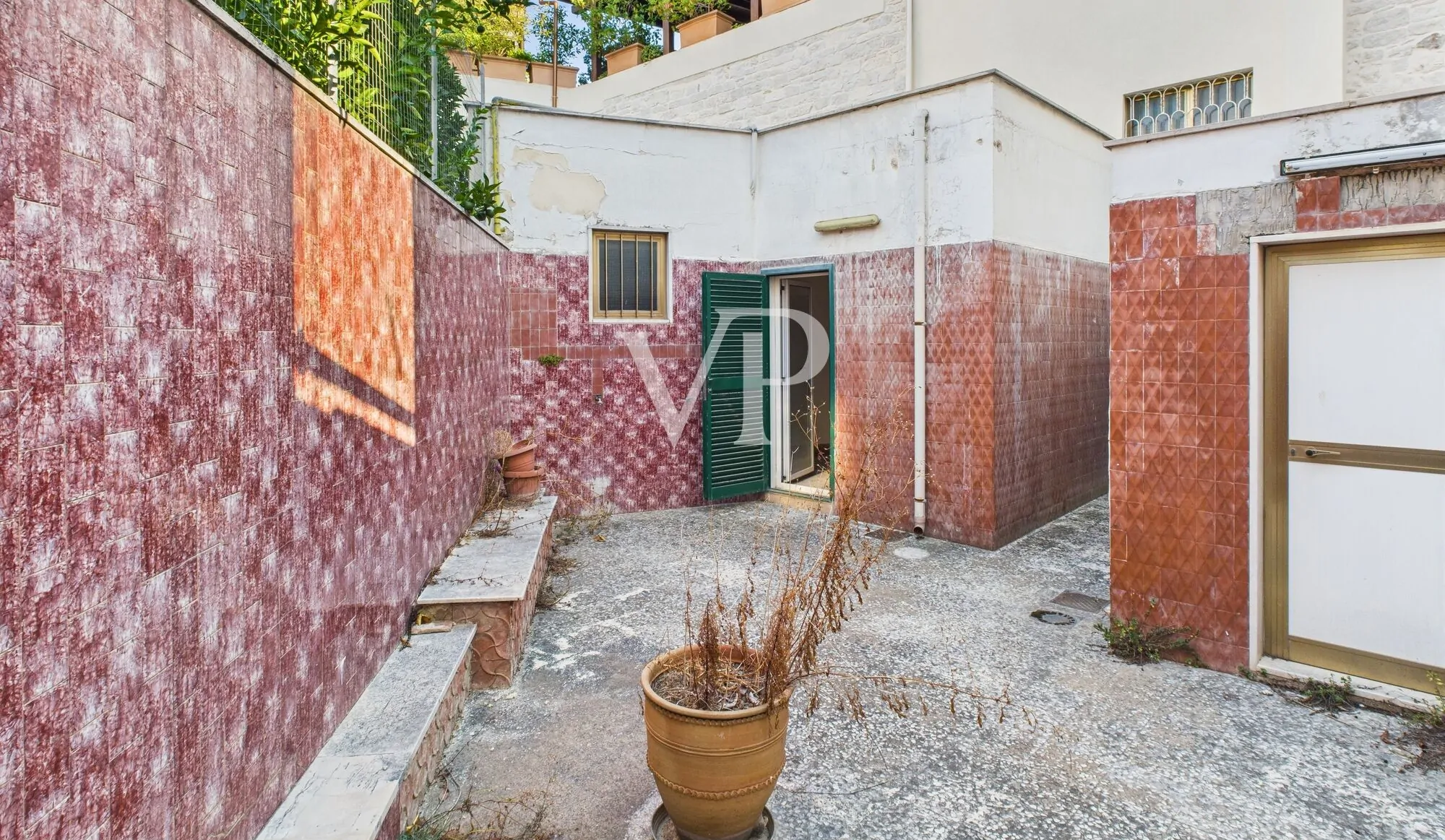 Charmanter und historischer Laghezza-Palast