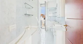 von_poll_real_estate_property_IT252942362_image_12