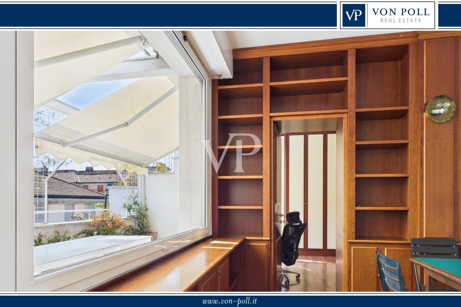 Prestigieux appartement de trois pièces avec terrasse libre immédiatement
