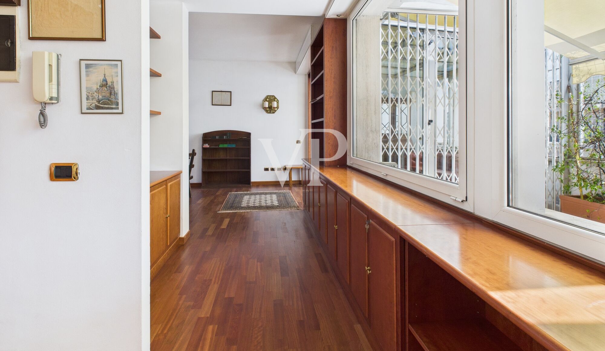 Repräsentative Drei-Zimmer-Wohnung mit Terrasse sofort frei