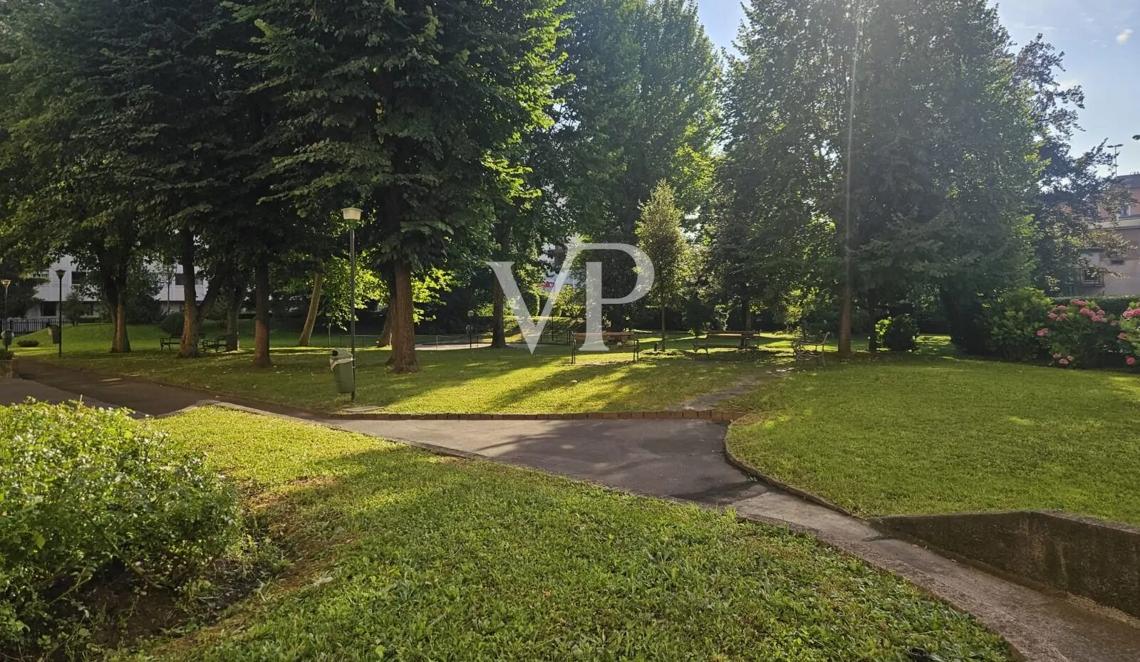 Quadrilocale finemente ristrutturato con due balconi