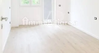 von_poll_real_estate_property_IT252942372_image_7