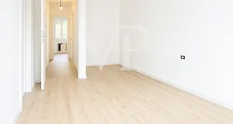 von_poll_real_estate_property_IT252942372_image_14