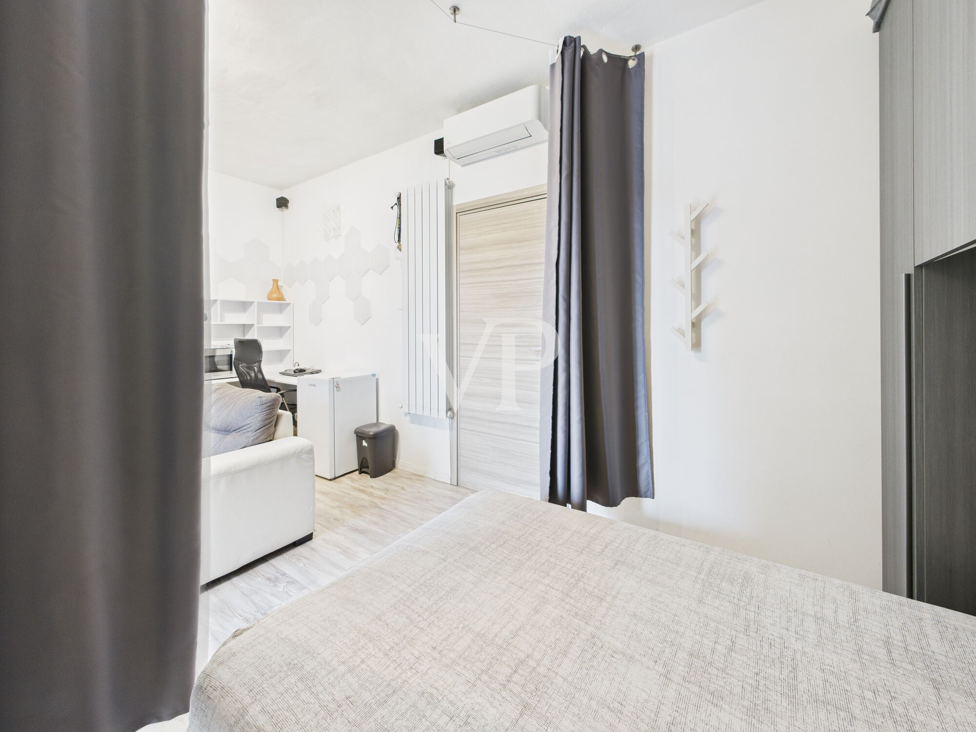 Appartement de quatre pièces finement rénové dans le quartier de l'Uruguay