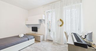 von_poll_real_estate_property_IT252942374_image_59