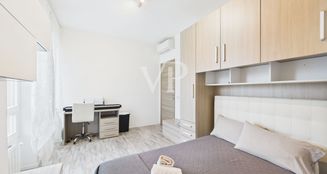 von_poll_real_estate_property_IT252942374_image_57
