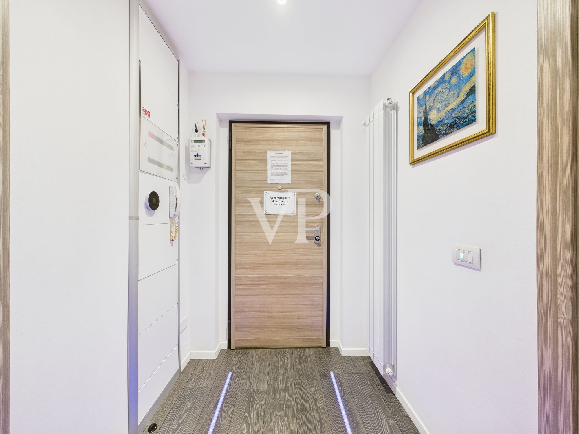Appartement de quatre pièces finement rénové dans le quartier de l'Uruguay
