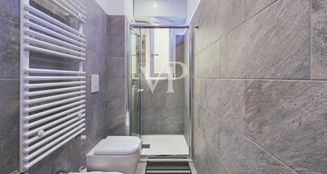 von_poll_real_estate_property_IT252942374_image_32