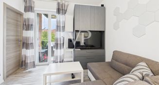 von_poll_real_estate_property_IT252942374_image_14