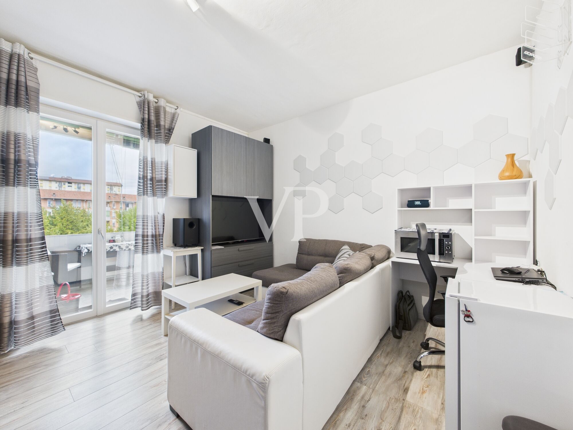 Appartement de quatre pièces finement rénové dans le quartier de l'Uruguay