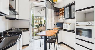 von_poll_real_estate_property_IT252942387_image_7