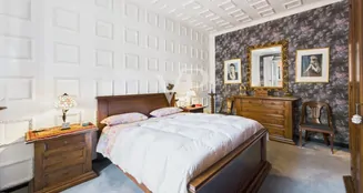 von_poll_real_estate_property_IT252942387_image_20