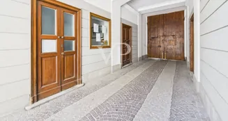 von_poll_real_estate_property_IT252942387_image_23