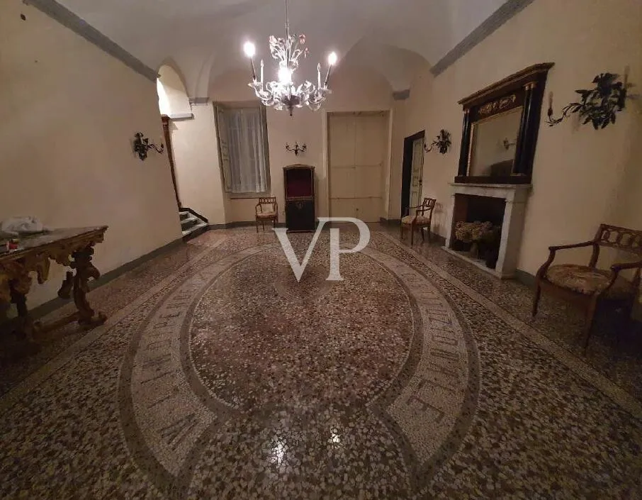 Historische Villa mit Meerblick und Garten in Lerici - 1400 Quadratmeter Luxus und Kunst
