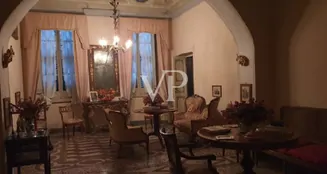 von_poll_real_estate_property_IT252942393_image_15