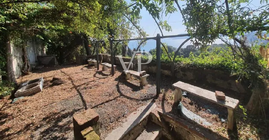 Historische Villa mit Meerblick und Garten in Lerici - 1400 Quadratmeter Luxus und Kunst