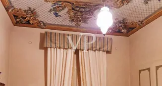 von_poll_real_estate_property_IT252942393_image_11