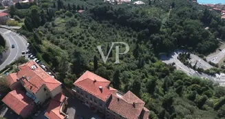 von_poll_real_estate_property_IT252942393_image_6