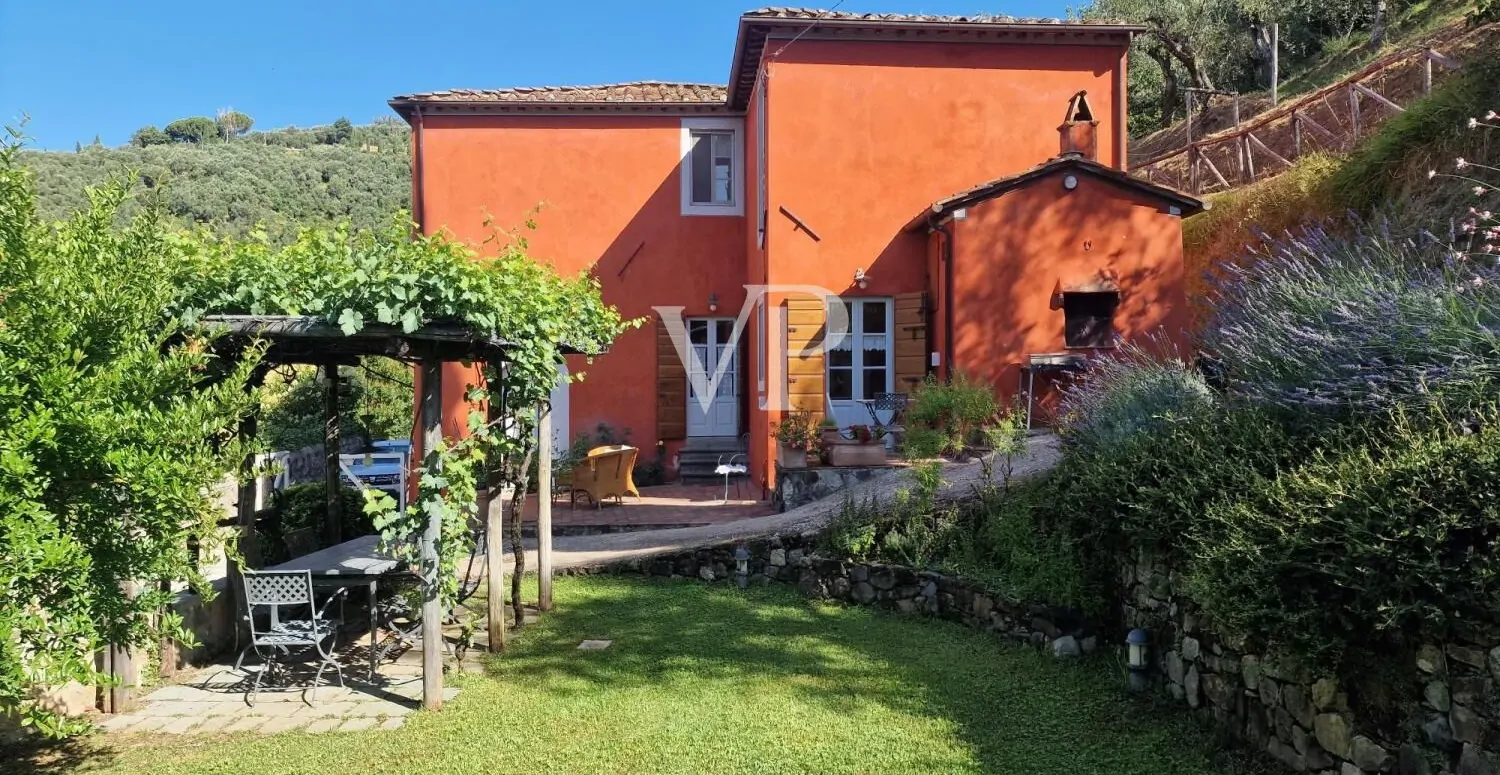 Bauernhaus in den Hügeln von Massarosa - Lucca