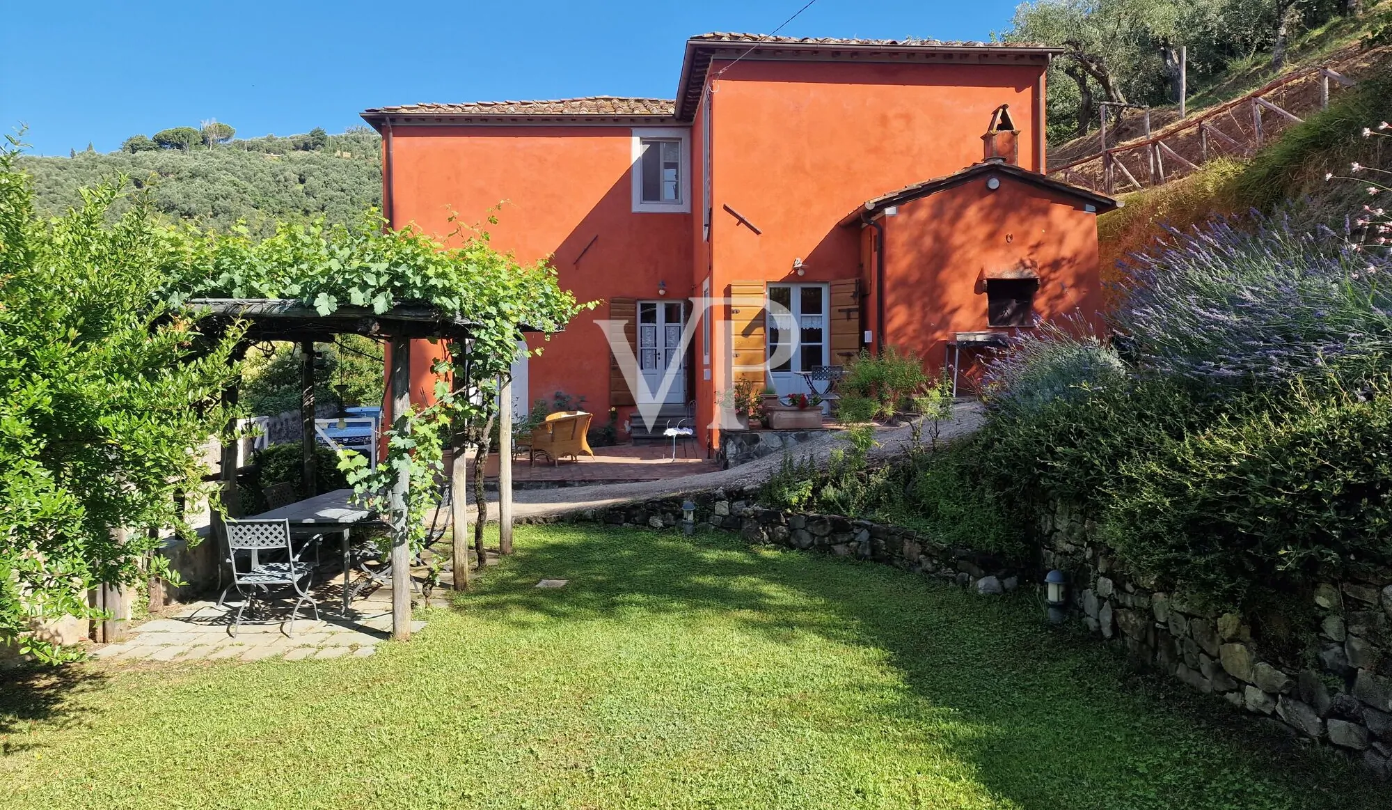 Bauernhaus in den Hügeln von Massarosa - Lucca