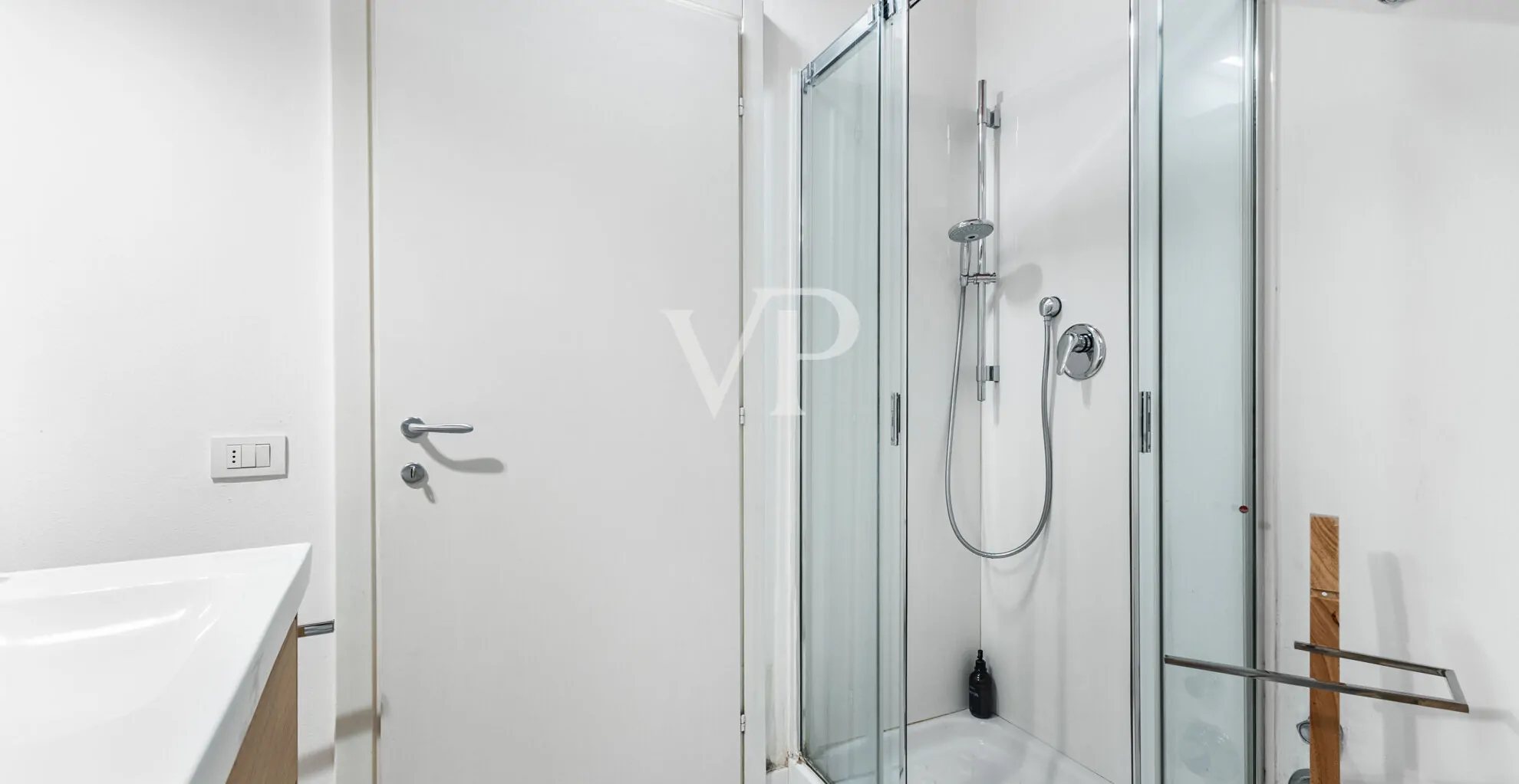 Spacious open space loft completely renovated