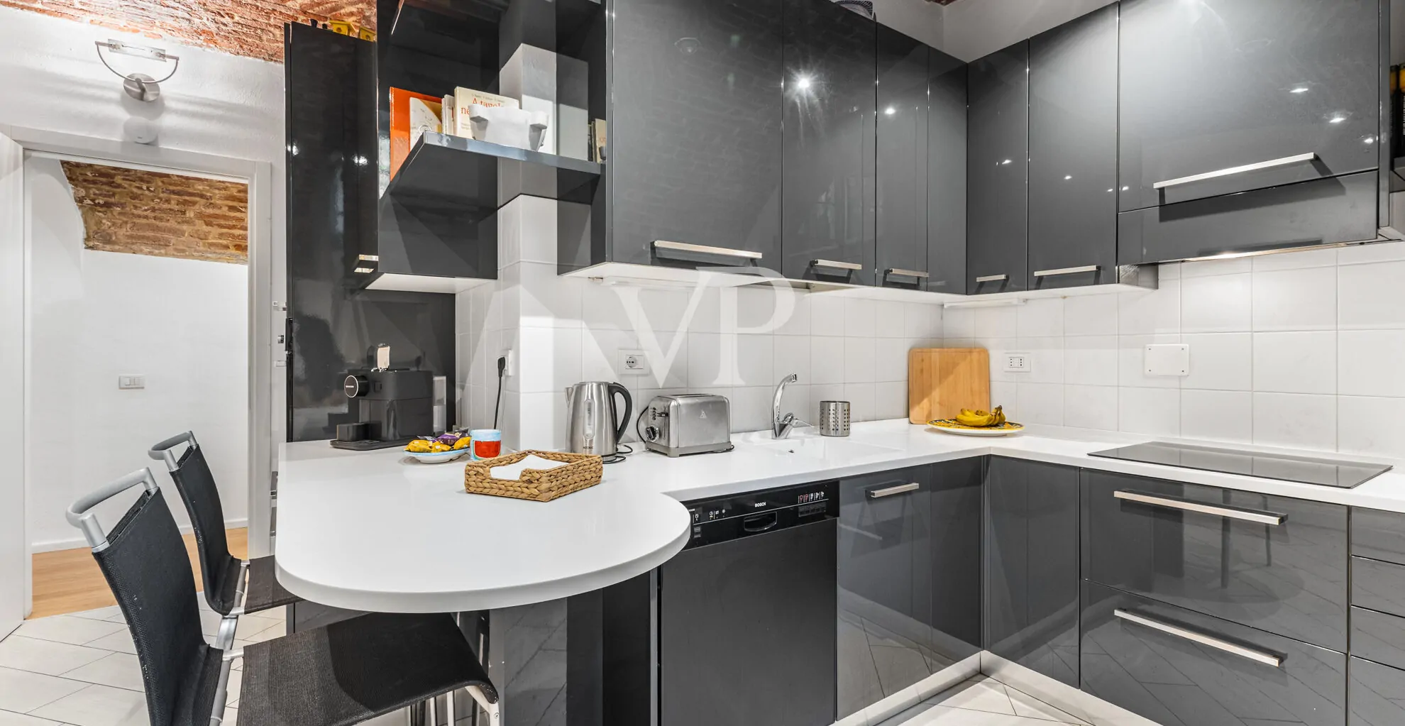 Spacious open space loft completely renovated