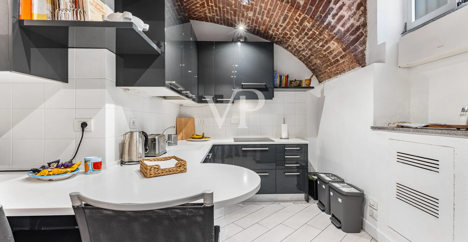 Spacious open space loft completely renovated