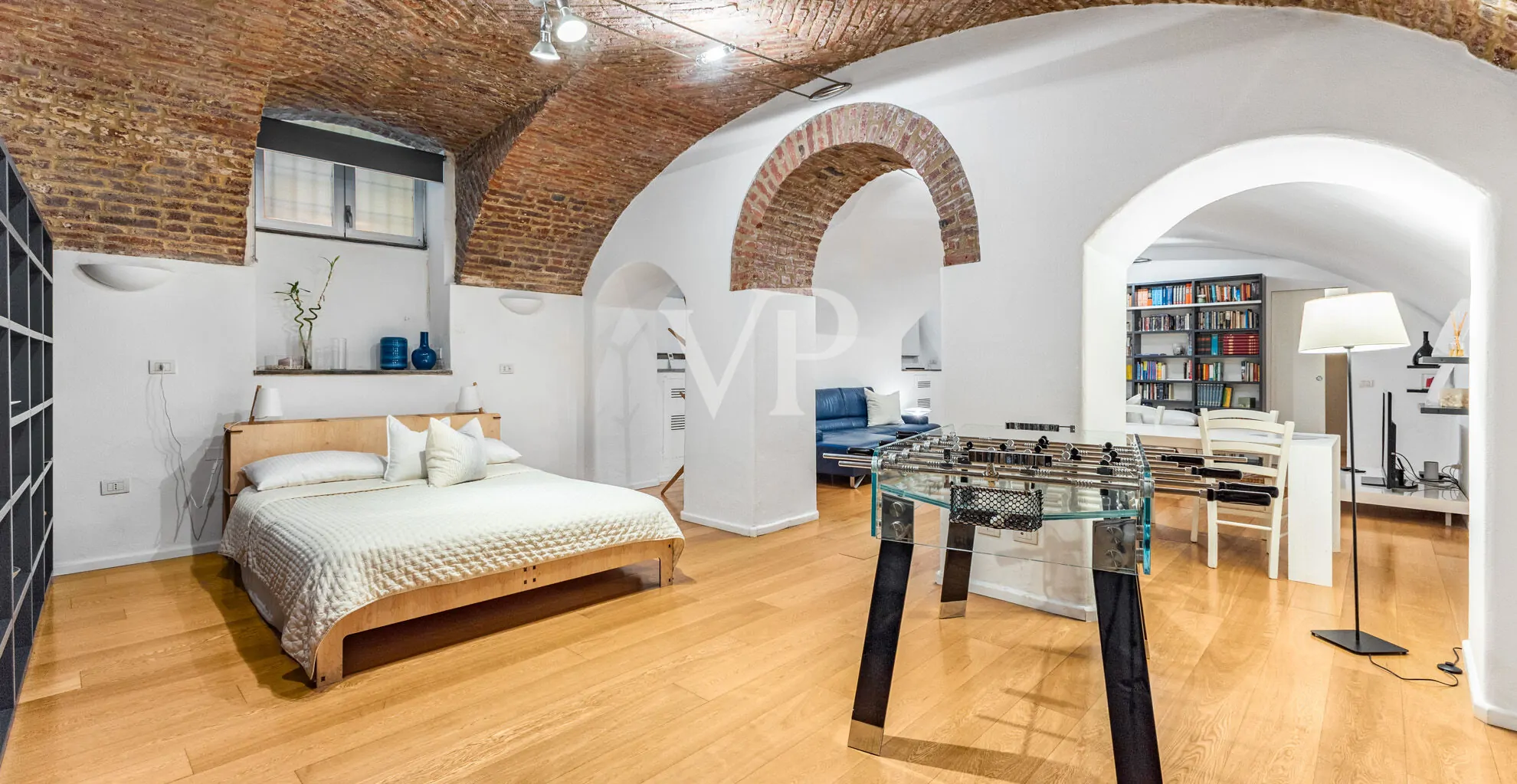 Spacious open space loft completely renovated