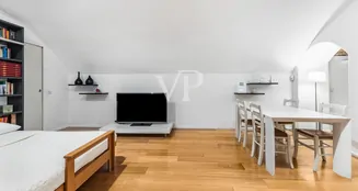 von_poll_real_estate_property_IT252942401_image_13