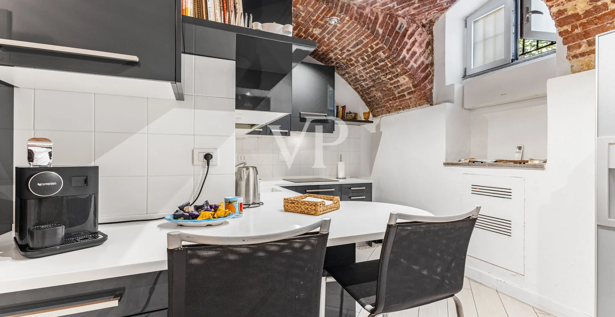 Spacious open space loft completely renovated