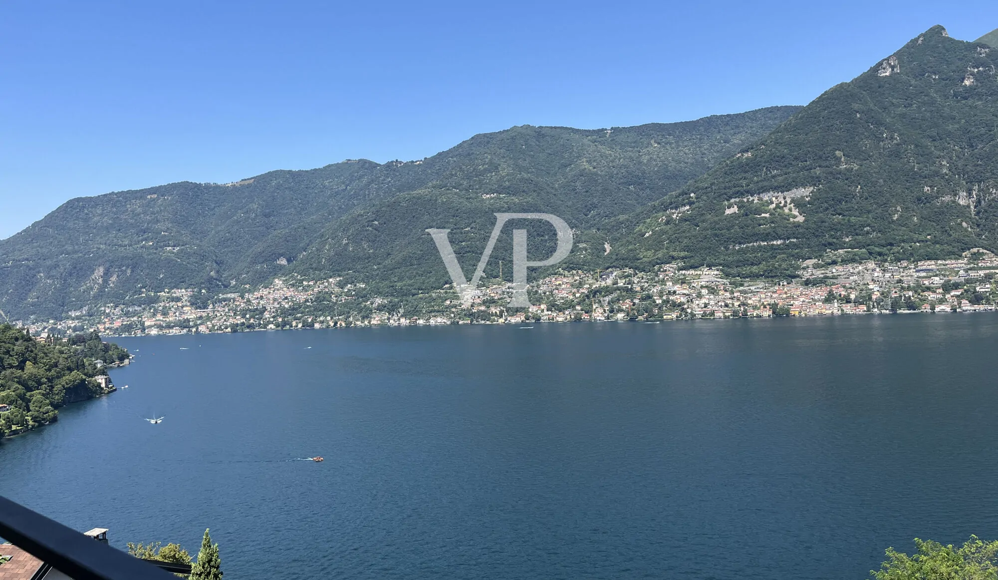 Chalet independiente con terraza y vistas al lago de Como