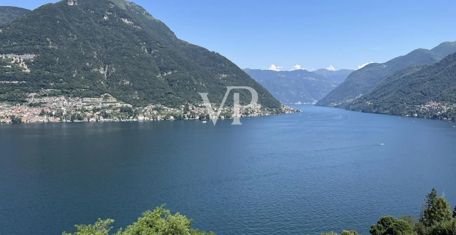 Chalet independiente con terraza y vistas al lago de Como