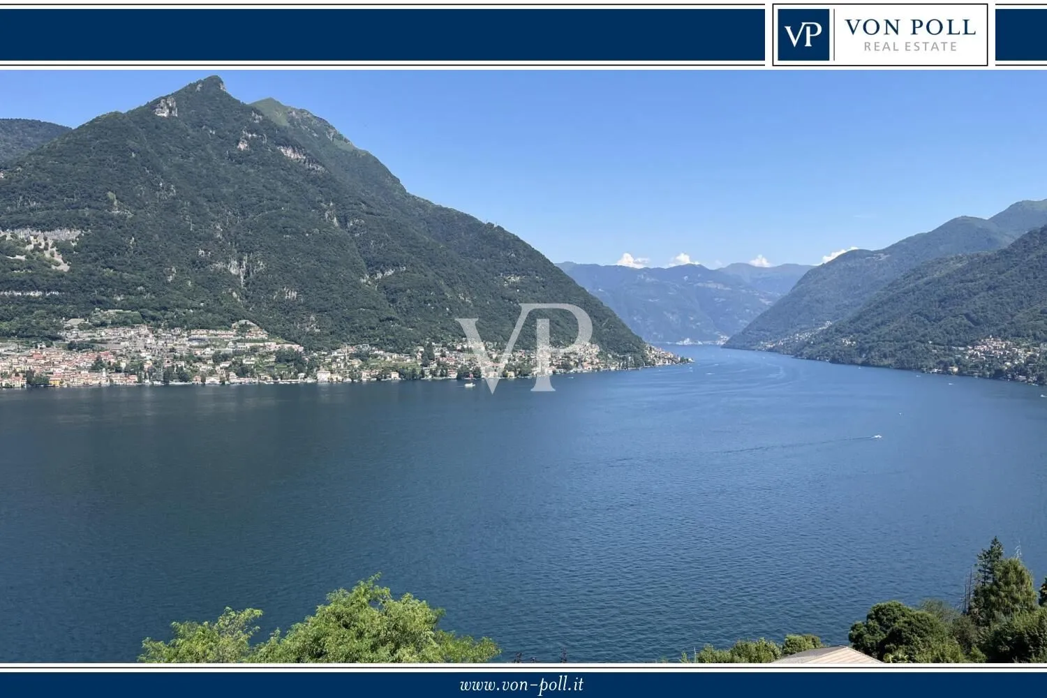 Detached villa with terrace and view of Lake Como