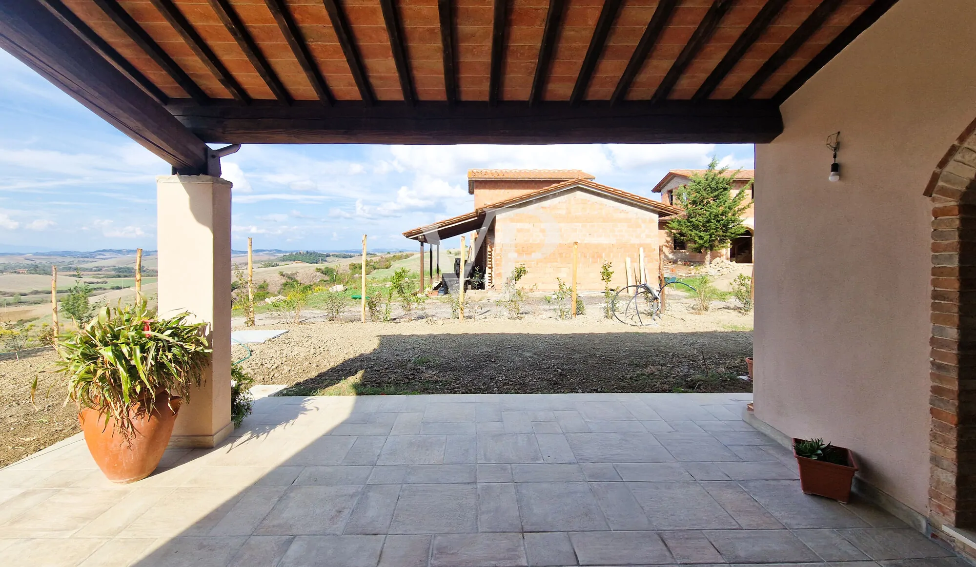 Masía panorámica en Lajatico